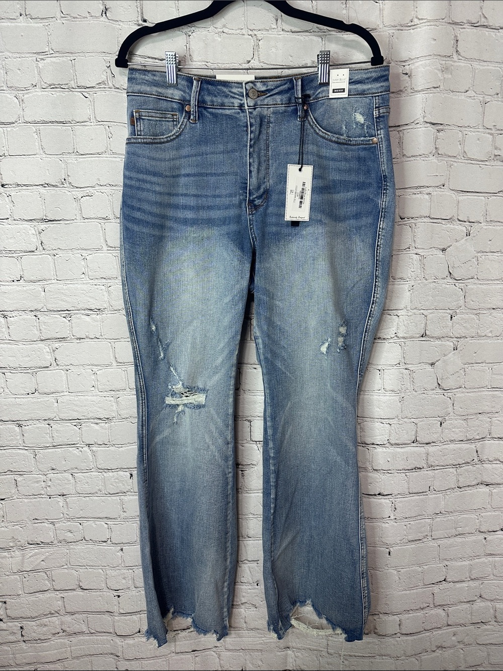 Judy Blue Light Blue Distressed Flare Leg Jeans NEW Size 16W